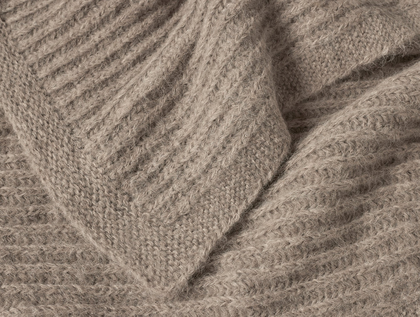 Coperta in maglia di alpaca Andes Suri